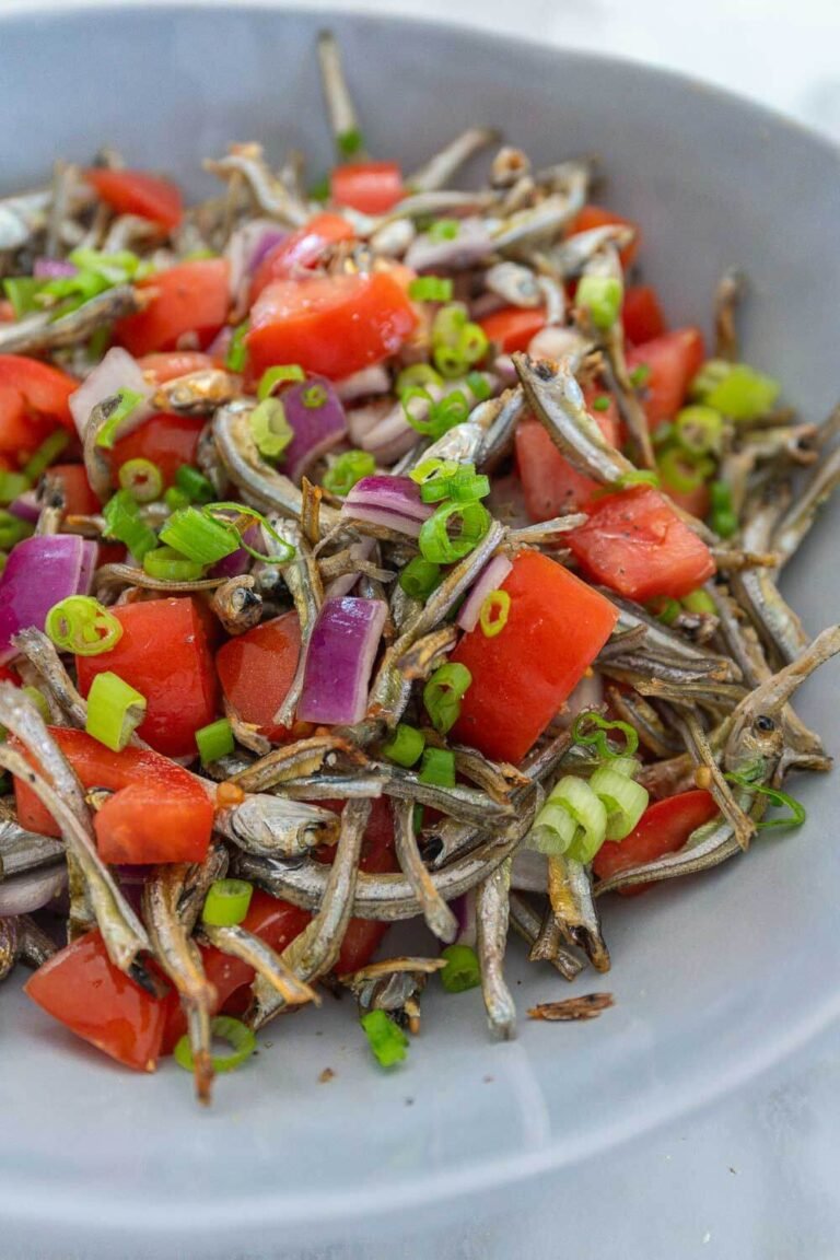 Ensaladang dilis (tomato and onion salad with dried anchovies)